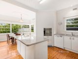 https://images.listonce.com.au/custom/160x/listings/72-st-pauls-road-sorrento-vic-3943/480/00976480_img_02.jpg?Aguxknl57CE