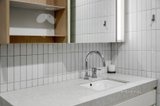 https://images.listonce.com.au/custom/160x/listings/72-well-street-brighton-vic-3186/833/01325833_img_08.jpg?BZqcj03HSl0