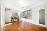 https://images.listonce.com.au/custom/160x/listings/72-willonga-street-strathmore-vic-3041/016/01545016_img_03.jpg?Jy8tXjbHhSI