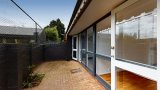https://images.listonce.com.au/custom/160x/listings/720-wattle-road-hawthorn-vic-3122/945/01746945_img_05.jpg?d-6DGcctzuk