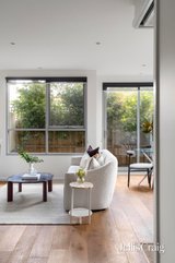 https://images.listonce.com.au/custom/160x/listings/7200-westgarth-street-northcote-vic-3070/882/01933882_img_04.jpg?_q94vJwKznA