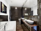 https://images.listonce.com.au/custom/160x/listings/7210-tennyson-street-elwood-vic-3184/566/01794566_img_07.jpg?NlUD7lGrT98