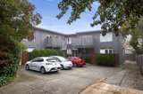 https://images.listonce.com.au/custom/160x/listings/7233-cotham-road-kew-vic-3101/064/01070064_img_06.jpg?_fJJZSKGYio