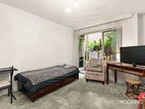 https://images.listonce.com.au/custom/160x/listings/724-loch-street-st-kilda-west-vic-3182/077/01087077_img_03.jpg?awuS-YDjcTM