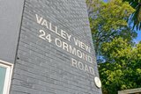 https://images.listonce.com.au/custom/160x/listings/724-ormond-road-ascot-vale-vic-3032/537/01772537_img_13.jpg?6c9zrzXA_U0