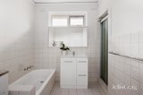https://images.listonce.com.au/custom/160x/listings/726-weir-street-balwyn-vic-3103/978/01912978_img_06.jpg?zJi-WAnbzNI