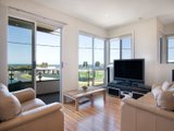 https://images.listonce.com.au/custom/160x/listings/72a-morris-street-williamstown-vic-3016/850/01202850_img_02.jpg?LhQmjELRMvA