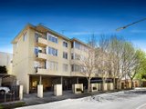 https://images.listonce.com.au/custom/160x/listings/72a-robe-street-st-kilda-vic-3182/042/01795042_img_03.jpg?rr8EgJnv6m0