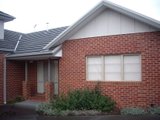 https://images.listonce.com.au/custom/160x/listings/73-7-nerissa-grove-oak-park-vic-3046/289/00847289_img_03.jpg?YHr_EJM4x68