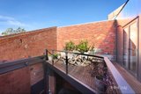 https://images.listonce.com.au/custom/160x/listings/73-budd-street-collingwood-vic-3066/246/01981246_img_13.jpg?XVbu0erjuyU