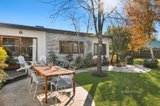 https://images.listonce.com.au/custom/160x/listings/73-central-springs-road-daylesford-vic-3460/293/01556293_img_03.jpg?jzkTnEQVg8A