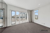 https://images.listonce.com.au/custom/160x/listings/73-esplanade-east-port-melbourne-vic-3207/958/01916958_img_06.jpg?Fn3dSQqYsts