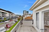 https://images.listonce.com.au/custom/160x/listings/73-esplanade-east-port-melbourne-vic-3207/958/01916958_img_19.jpg?caMiJuFnMp8