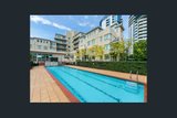 https://images.listonce.com.au/custom/160x/listings/73-esplanade-east-port-melbourne-vic-3207/958/01916958_img_20.jpg?bykibUx5ceA