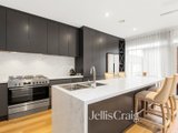 https://images.listonce.com.au/custom/160x/listings/73-john-liston-drive-newport-vic-3015/484/01848484_img_03.jpg?_se-2wATS70
