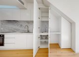 https://images.listonce.com.au/custom/160x/listings/73-little-page-street-albert-park-vic-3206/733/01818733_img_03.jpg?046Xuu00lMs
