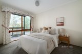 https://images.listonce.com.au/custom/160x/listings/73-milborne-crescent-eltham-vic-3095/073/01622073_img_10.jpg?lG1QSIxXAx0