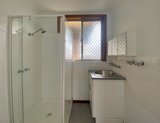 https://images.listonce.com.au/custom/160x/listings/73-milton-street-bell-park-vic-3215/961/01691961_img_07.jpg?LPTvFu3ooUQ