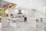 https://images.listonce.com.au/custom/160x/listings/73-obriens-lane-templestowe-vic-3106/346/01737346_img_05.jpg?SPtYEmjaLXI