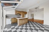 https://images.listonce.com.au/custom/160x/listings/73-york-st-st-kilda-west-vic-3182/406/01924406_img_11.jpg?8AWp2QStznU