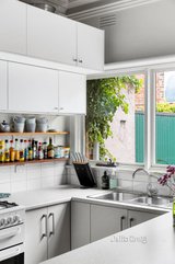 https://images.listonce.com.au/custom/160x/listings/730-drummond-street-carlton-north-vic-3054/477/01462477_img_10.jpg?cn3m_AaCMHk