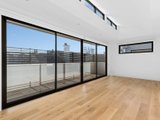 https://images.listonce.com.au/custom/160x/listings/7301-st-kilda-street-brighton-vic-3186/875/01817875_img_08.jpg?jFT6b28tW1g