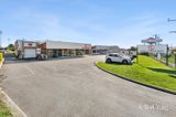 https://images.listonce.com.au/custom/160x/listings/731-733-creswick-road-wendouree-vic-3355/078/01922078_img_11.jpg?3kF6Q3Qjqcw