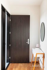 https://images.listonce.com.au/custom/160x/listings/731-dudley-street-eltham-vic-3095/523/01899523_img_03.jpg?hxNa_dFYM5Y