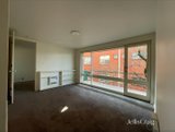 https://images.listonce.com.au/custom/160x/listings/731-staley-street-brunswick-vic-3056/907/01948907_img_06.jpg?zmZaqW8nb68