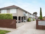 https://images.listonce.com.au/custom/160x/listings/733-coorigil-road-carnegie-vic-3163/390/00972390_img_11.jpg?FqAuX0DCOmo