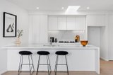 https://images.listonce.com.au/custom/160x/listings/7342-beach-road-black-rock-vic-3193/810/01950810_img_06.jpg?-gKcTaUdkTQ