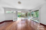 https://images.listonce.com.au/custom/160x/listings/735-toorak-road-kooyong-vic-3144/977/01912977_img_05.jpg?8a585AxtYOc