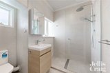 https://images.listonce.com.au/custom/160x/listings/735-toorak-road-kooyong-vic-3144/977/01912977_img_07.jpg?el9n6LyxxjI