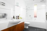 https://images.listonce.com.au/custom/160x/listings/737-groom-street-clifton-hill-vic-3068/250/01602250_img_13.jpg?EOAQEd9TDXI