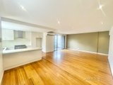 https://images.listonce.com.au/custom/160x/listings/739-studley-park-road-kew-vic-3101/820/01829820_img_11.jpg?3A7Sr4Q8W8A