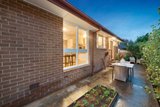 https://images.listonce.com.au/custom/160x/listings/739-zetland-road-mont-albert-vic-3127/833/01684833_img_07.jpg?wZjp_ipELzw
