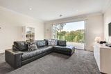 https://images.listonce.com.au/custom/160x/listings/74-76-frogmore-crescent-park-orchards-vic-3114/043/00342043_img_06.jpg?zVPvpLW0KQM