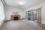 https://images.listonce.com.au/custom/160x/listings/74-bruce-street-mount-waverley-vic-3149/370/01533370_img_02.jpg?sAzpVEALLnI