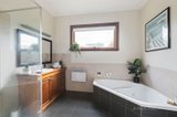 https://images.listonce.com.au/custom/160x/listings/74-gillies-street-fairfield-vic-3078/942/00842942_img_11.jpg?sPUrR7Df-cA