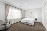 https://images.listonce.com.au/custom/160x/listings/74-guinevere-parade-glen-waverley-vic-3150/677/01704677_img_10.jpg?QglQ71SxC3w