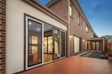 https://images.listonce.com.au/custom/160x/listings/74-guinevere-parade-glen-waverley-vic-3150/677/01704677_img_18.jpg?xb4o7l9tZ24