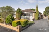 https://images.listonce.com.au/custom/160x/listings/74-hillview-avenue-mount-waverley-vic-3149/797/01800797_img_01.jpg?nW5Xvg-AeWs