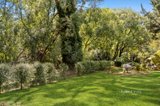 https://images.listonce.com.au/custom/160x/listings/74-lake-road-daylesford-vic-3460/504/01628504_img_04.jpg?pAT5ffcZ-E0