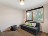 https://images.listonce.com.au/custom/160x/listings/74-langdale-drive-croydon-hills-vic-3136/374/01053374_img_08.jpg?gbRvft0bv1o