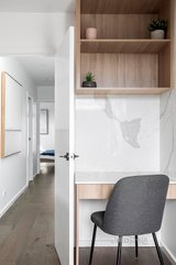 https://images.listonce.com.au/custom/160x/listings/74-lincoln-street-richmond-vic-3121/826/01226826_img_11.jpg?lWp_4B-CuOc