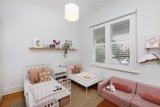 https://images.listonce.com.au/custom/160x/listings/74-mason-street-newport-vic-3015/627/01610627_img_13.jpg?83qBaZzx6Is