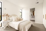https://images.listonce.com.au/custom/160x/listings/74-nicholas-street-newtown-vic-3220/843/01732843_img_07.jpg?lemTeQ4KhAQ