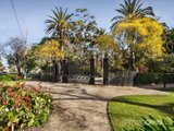 https://images.listonce.com.au/custom/160x/listings/74-parker-street-williamstown-vic-3016/235/01203235_img_10.jpg?PZyzNfhUnsM
