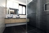 https://images.listonce.com.au/custom/160x/listings/74-shepherd-road-glen-waverley-vic-3150/189/01923189_img_06.jpg?DEA1NYoM5Cs