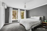 https://images.listonce.com.au/custom/160x/listings/741-park-street-south-yarra-vic-3141/972/01752972_img_04.jpg?b1SGwtwrlRA